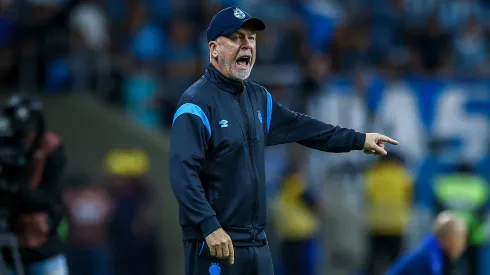 Mano Menezes lamentou climão de técnicos com Ancelotti