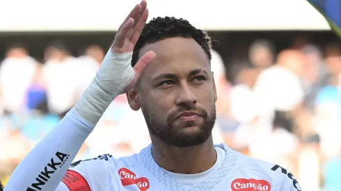 Neymar foi vetado pela comissão técnica e o DM do Santos contra o Palmeiras