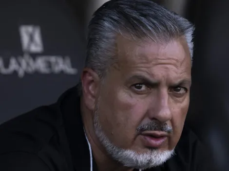 José Boto se reúne com Filipe Luís após tropeços do Flamengo no Brasileiro