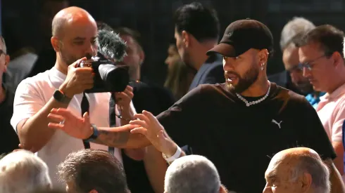 SP – SANTOS – 29/09/2025 – SANTOS, OUTROS – Neymar durante inauguracao dos novos alojamentos do Recanto dos Alvinegros, hotel dentro do CT Rei Pele onde os jogadores e comissao tecnica ficam concentrados antes da partidas. Foto: Mauricio De Souza/AGIF