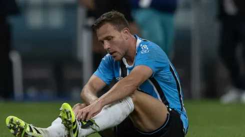 Arthur vem fazendo um papel importante dentro e fora de campo