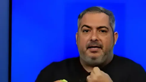 Ricardinho dispara contra jogadores do Peixe. Foto: Reprodução/Youtube Cortes TNT Sports.