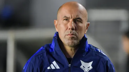 Leonardo Jardim em partida da Raposa. Foto: Thiago Ribeiro/AGIF