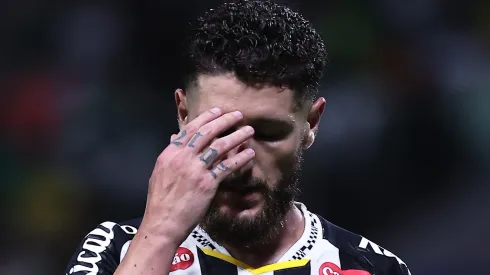 Santos de Zé Rafael perdeu mais uma partida para o Palmeiras no Allianz Parque