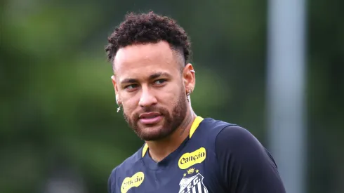 Jogador está à disposição contra o Flamengo