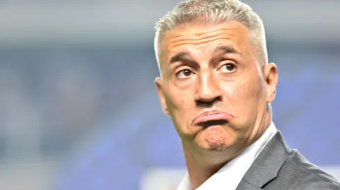 São Paulo mira clássico com o Corinthians e já se anima com possível desfalque de Memphis — Foto Jota ErreAGIF