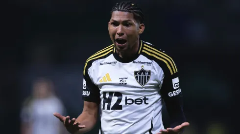 Rony, jogador do Atlético-MG, durante partida contra o Palmeiras no estadio Arena Allianz Parque pelo campeonato Brasileiro A 2025. Foto: Ettore Chiereguini/AGIF