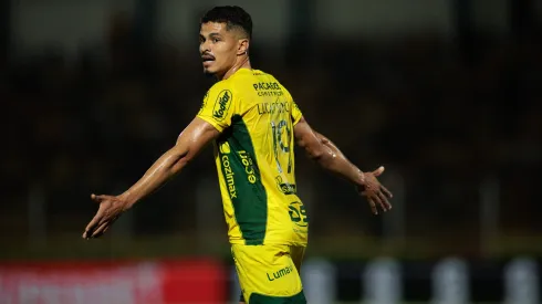 Lucas Ramon, jogador do Mirassol, projeta duelo contra o Palmeiras. Foto: Vinicius Silva/AGIF