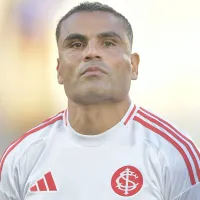 Mercado se torna pilar de Ramon Díaz e lidera bastidores do Inter mesmo em meio à crise