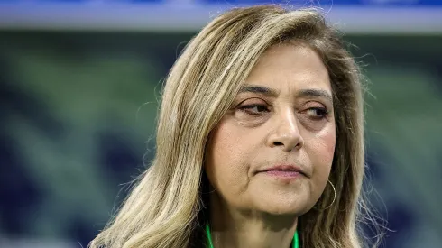 Leila Pereira antes da partida do Verdão contra o Santos no Allianz Parque.