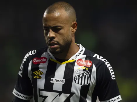 Mayke e Victor Hugo reforçam o Santos contra o Palmeiras