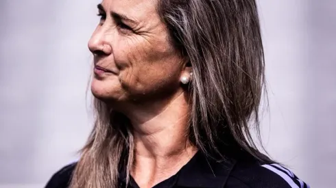 Tatiele Silveira comandando o Colo-Colo. Foto: Tiago Sousa/C2 Sports