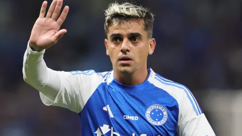 Fagner segue com futuro indefinido, mas o Timão já sabe o que fazer