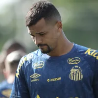 Confusão entre Neymar e Zé Ivaldo tem assunto encerrado nos bastidores após derrota para o Flamengo