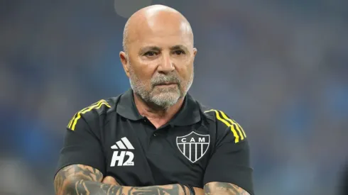 Sete desfalques: Sampaoli muda o time contra o Fortaleza