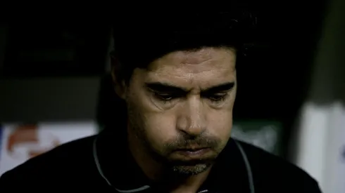 Defesa de Abel Ferreira sofreu 30% mais gols que a do Flamengo ao longo da temporada.