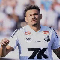 Saída de Tiquinho Soares do Santos começa a ganhar força nos bastidores do Peixe