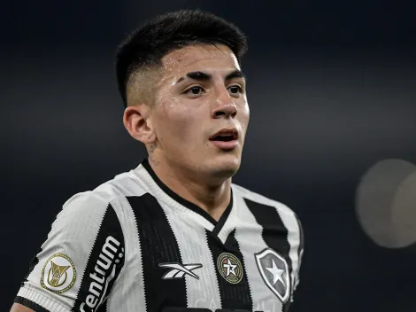 Almada acaba de falar sobre passagem no Botafogo