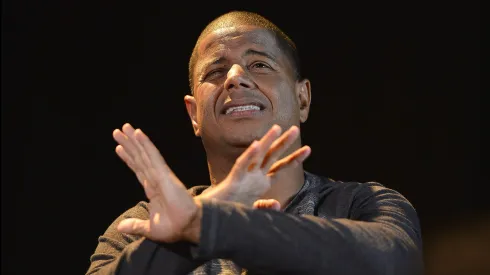 Marcelinho Carioca não aliviou ao camisa 10.