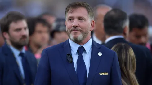 Presidente da Conmebol é pressionado sobre arbitragem para final brasileira na competição