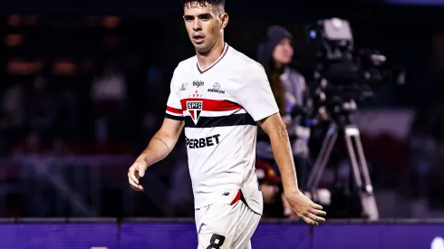 SP – SAO PAULO – 17/05/2025 – BRASILEIRO A 2025, SAO PAULO X GREMIO – Oscar jogador do Sao Paulo durante partida contra o Gremio no estadio Morumbi pelo campeonato Brasileiro A 2025. Foto: Fabio Giannelli/AGIF