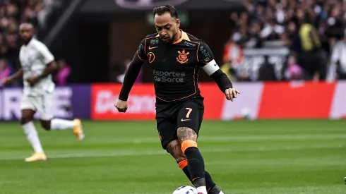 SP – SAO PAULO – 09/11/2025 – BRASILEIRO A 2025, CORINTHIANS X CEARA – Maycon jogador do Corinthians durante partida contra o Ceara no estadio Arena Corinthians pelo campeonato Brasileiro A 2025. Foto: Fabio Giannelli/AGIF