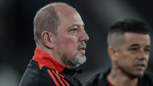 Alessandro Barcellos presidente do Internacional durante partida contra o Botafogo no estadio Engenhao pelo campeonato Brasileiro A 2025. Foto: Thiago Ribeiro/AGIF