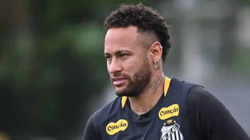 Neymar durante treino do Santos. Foto: Jota Erre/AGIF