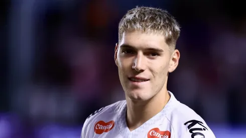 Rollheiser foi exaltado por Vojvoda. Foto: Marcello Zambrana/AGIF