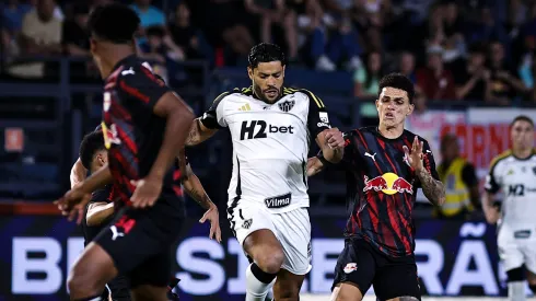 Galo comete muchos errores en defensa, pierde ante Bragantino y ve aumentar su responsabilidad en el Campeonato Sudamericano.