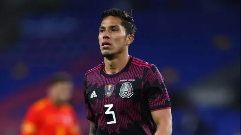 Salcedo em ação pela Seleção Mexicana. Photo by Michael Steele/Getty Images