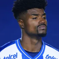 Eduardo Bauermann, ex-Santos, entra na mira do Grêmio e pode voltar ao Brasil em 2026