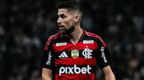 Jorginho tende a retornar contra o Fluminense nesta quarta (19)