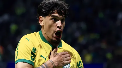 El defensor hace una gran temporada – Foto: Marcello Zambrana/AGIF.