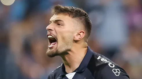 Gabriel Grando, goleiro do Grêmio em partida pelo campeonato brasileiro (Foto: Pedro H. Tesch/Getty Images)