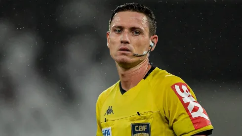 Ramon Abatti Abel foi suspenso pelo STJD.