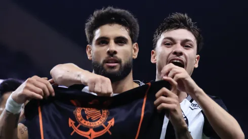 Yuri Alberto fez dois gols em vitória do Corinthians no Majestoso desta 5ª feira