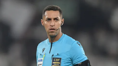 Rodrigo José Pereira de Lima foi o árbitro da partida no Castelão