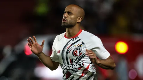 Lucas Moura ainda atua com dores e problema vem à tona