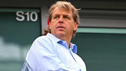 Dono do Chelsea monitora o mercado – Foto: Clive Mason/Getty Images.