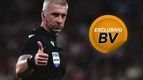 O árbitro Anderson Daronco durante partida entre Corinthians e São Paulo no estádio Arena Corinthians pelo campeonato Brasileiro A 2025. Foto: Ettore Chiereguini/AGIF