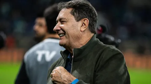 Investidor monitora o mercado – Foto: Fernando Moreno/AGIF.