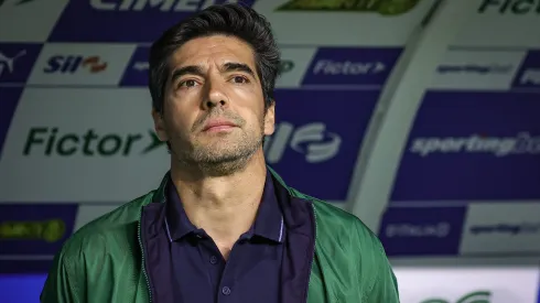 SP – SAO PAULO – 06/11/2025 – BRASILEIRO A 2025, PALMEIRAS X SANTOS – Abel Ferreira tecnico do Palmeiras durante partida contra o Santos no estadio Arena Allianz Parque pelo campeonato Brasileiro A 2025. Foto: Fabio Giannelli/AGIF