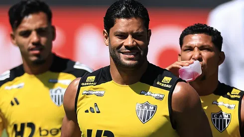 Hulk treinando no Paraguai – Foto: Buda Mendes/Getty Images)
