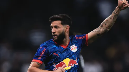 Juninho Capixaba durante partida contra o Corinthians, na Neo Química