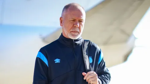 Mano Menezes na chegada da delegação ao Rio de Janeiro