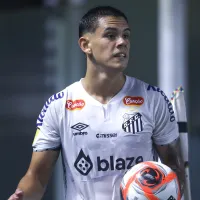 JP Chermont volta a treinar com os profissionais no Santos e quer ganhar espaço com Vojvoda