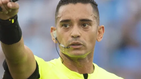 Árbitro Andre Luiz Skettino Policarpo Bento vai apitar jogo do Tricolor.