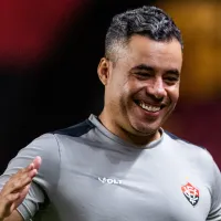 Jair Ventura, técnico do Vitória, faz análise sobre disputa no Z-4 com Santos, Internacional e Fortaleza