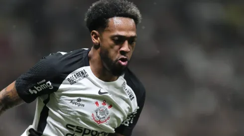 MG – BELO HORIZONTE – 24/05/2025 – BRASILEIRO A 2025, ATLETICO-MG X CORINTHIANS – Jose Martinez jogador do Corinthians durante partida contra o Atletico-MG no estadio Arena MRV pelo campeonato Brasileiro A 2025. Foto: Gilson Lobo/AGIF